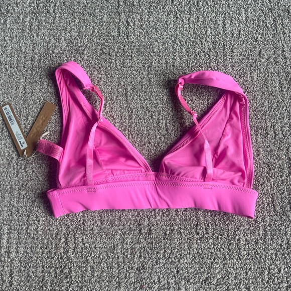 SKIMS SIGNATURE SWIM PLUNGE BIKINI TOP Size Xs In Taffy Barbie Pink Nwt - Picture 4 of 6